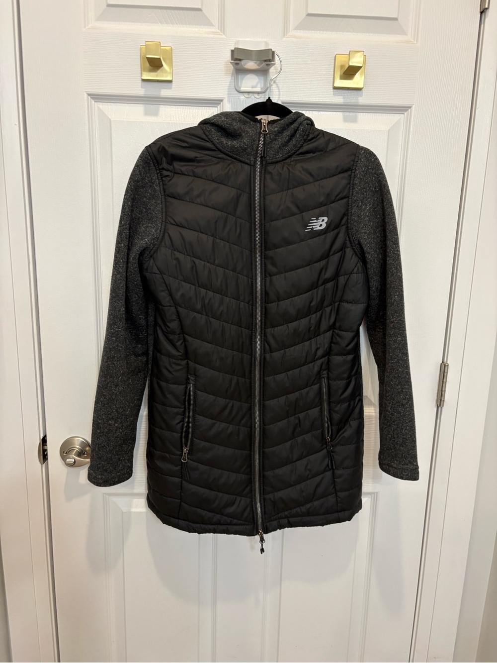 New Balance Black Quilted Hybrid Puffer Jacket with Heathered Sleeves #1548